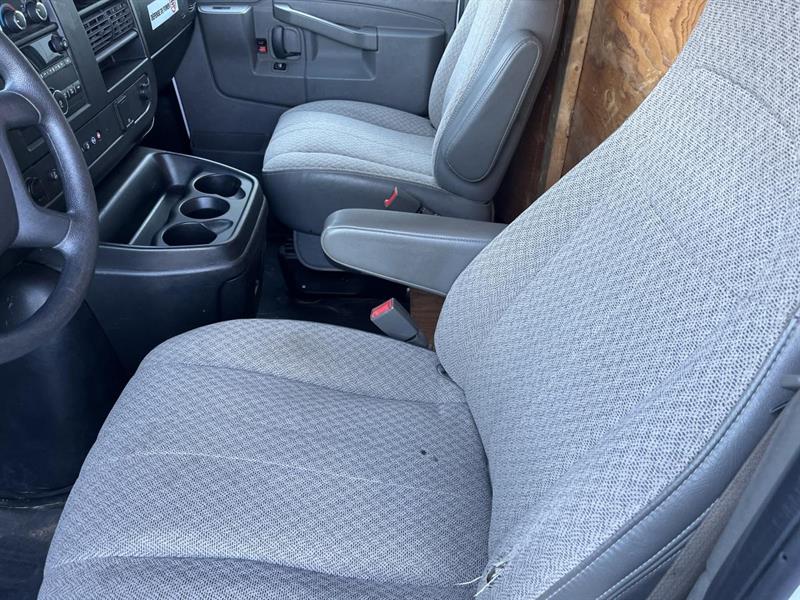 gmc Savana 2019 - 11