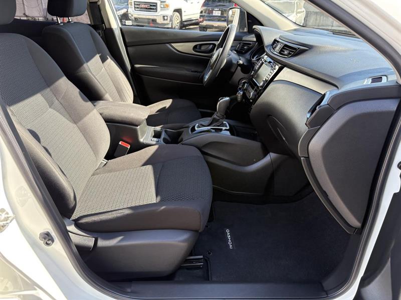 nissan Qashqai 2019 - 37