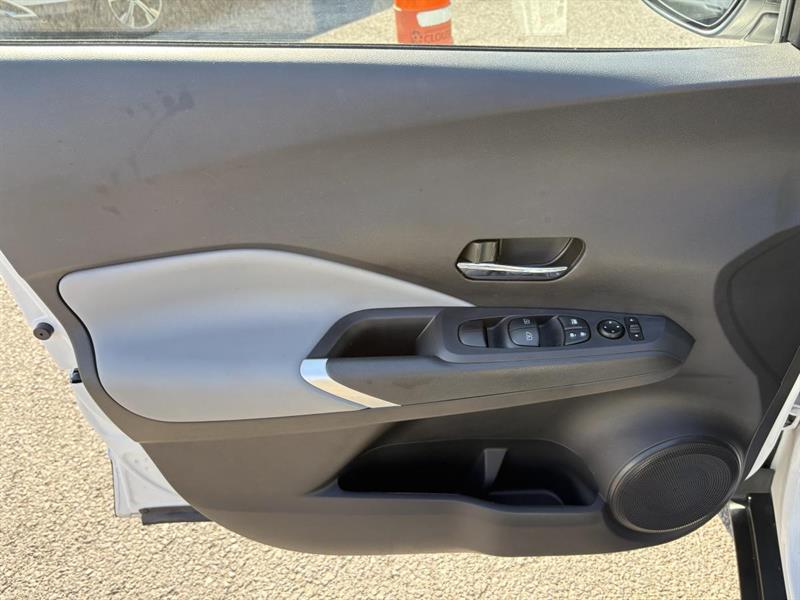 nissan Kicks 2023 - 25