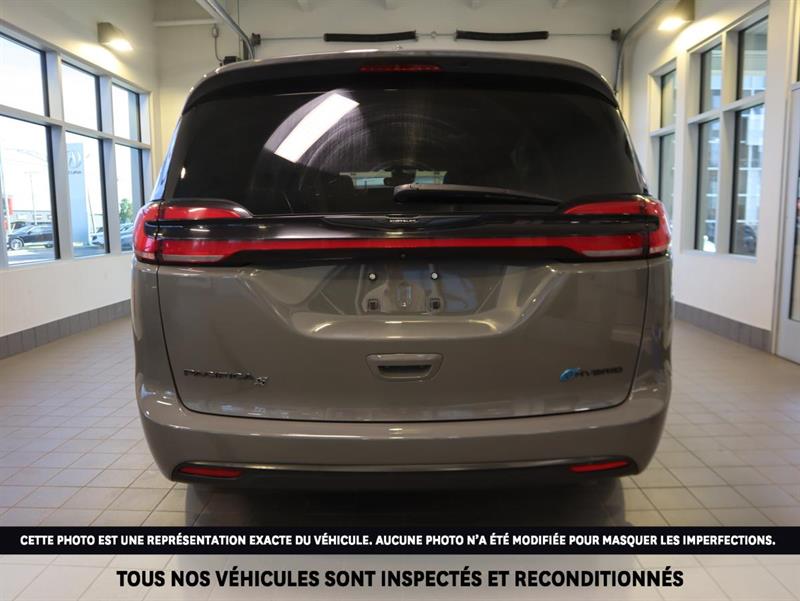 chrysler Pacifica 2022 - 3