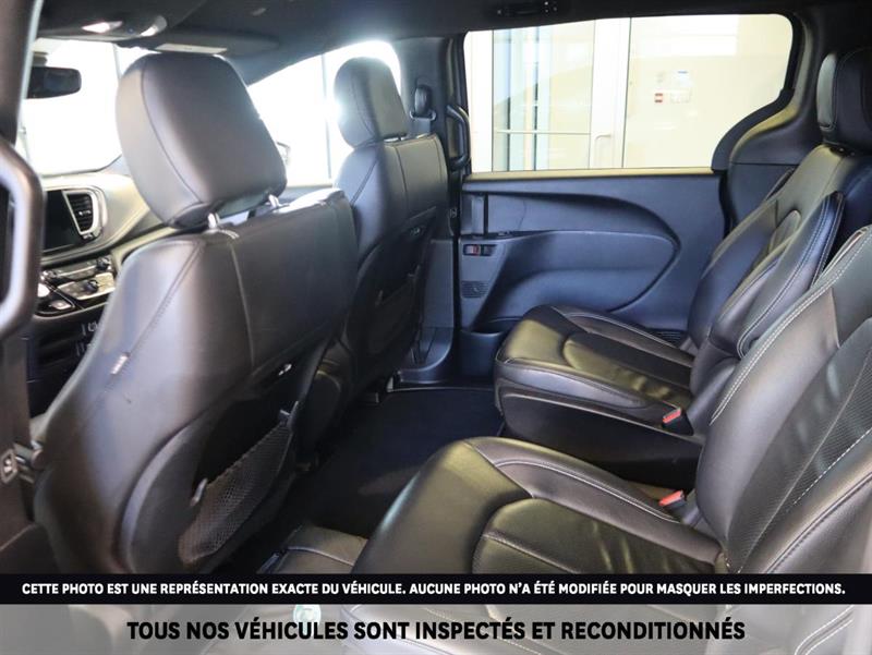 chrysler Pacifica 2022 - 17