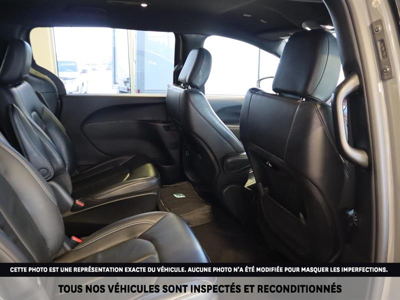 chrysler Pacifica 2022 - 18