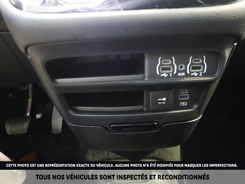 chrysler Pacifica 2022 - 27