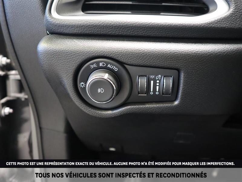 chrysler Pacifica 2022 - 32