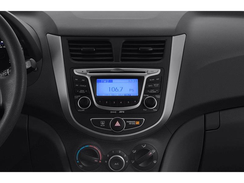 hyundai Accent 2013 - 12