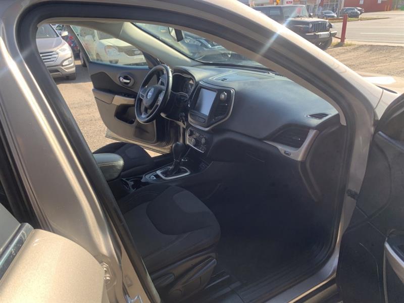 jeep Cherokee 2017 - 8