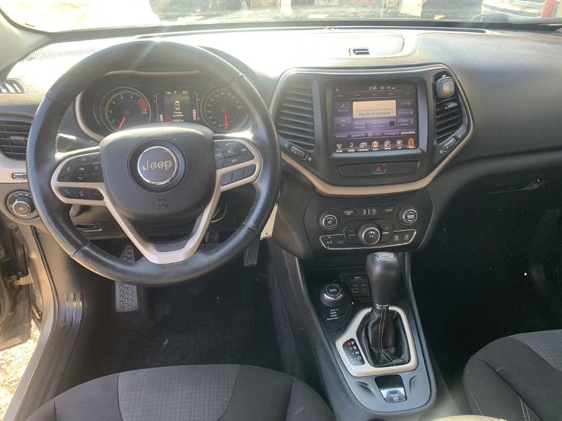 jeep Cherokee 2017 - 10