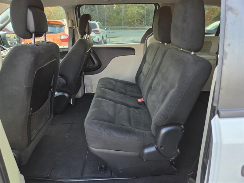 dodge Grand Caravan 2016 - 13