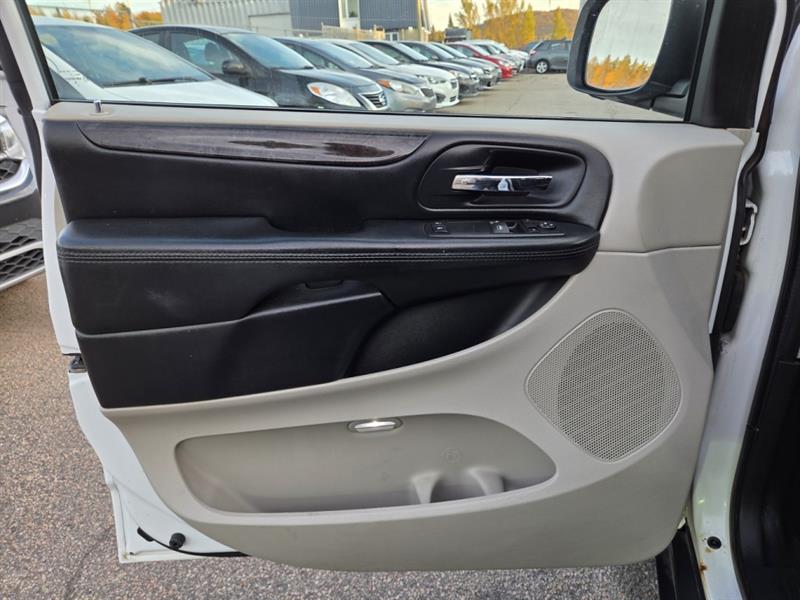 dodge Grand Caravan 2016 - 17