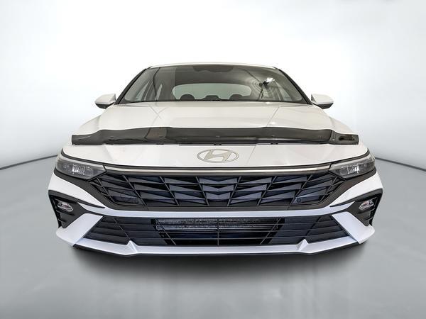 hyundai Elantra 2025 - 2