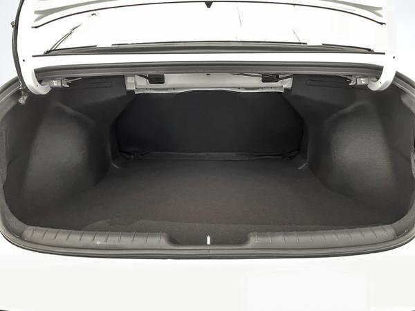 hyundai Elantra 2025 - 26