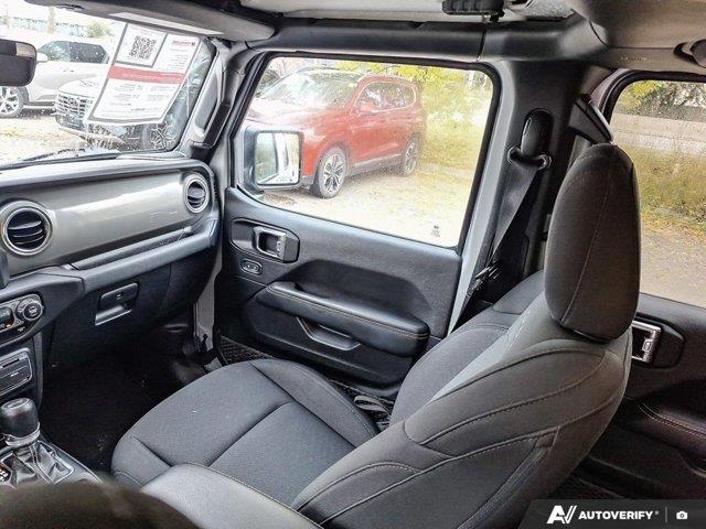 jeep Wrangler 2023 - 25