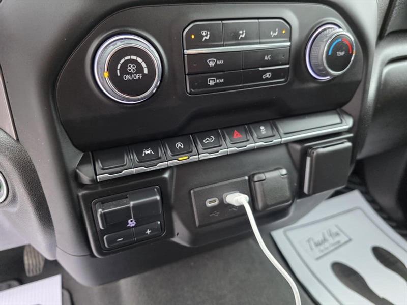 chevrolet Silverado 1500 2023 - 14