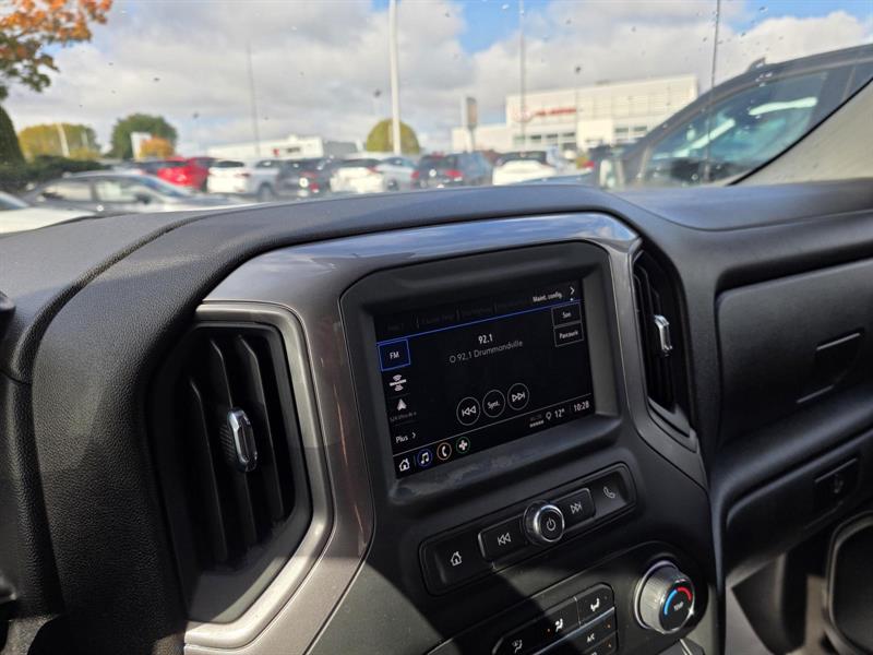 chevrolet Silverado 1500 2023 - 17