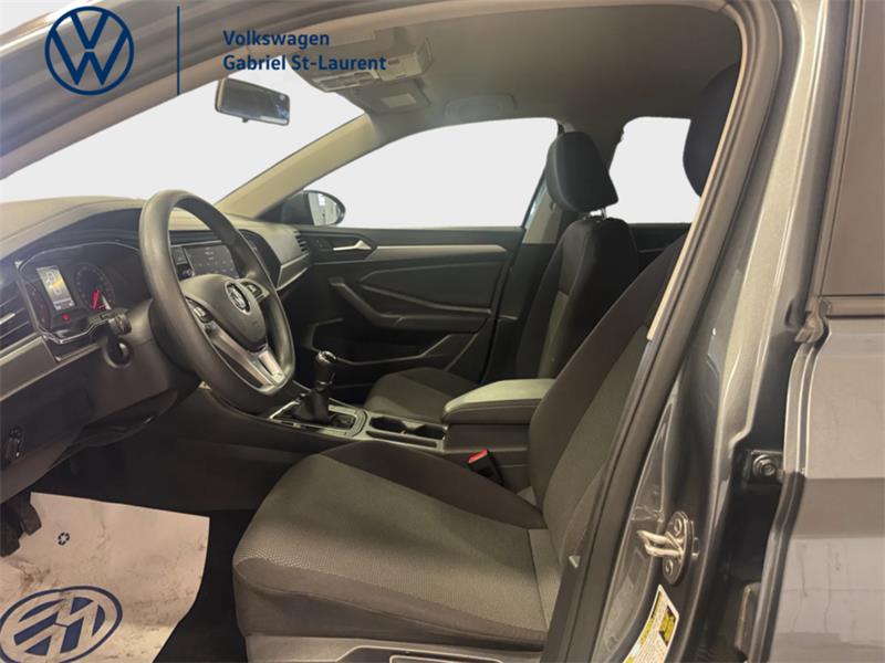 volkswagen Jetta 2019 - 9