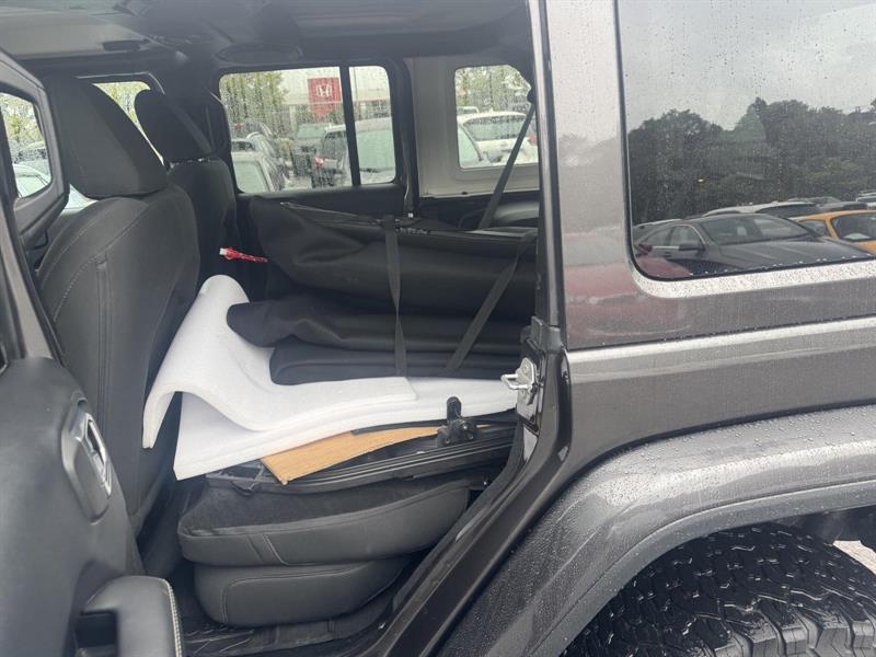 jeep WRANGLER UNLIMITED SAHARA 2018 - 8