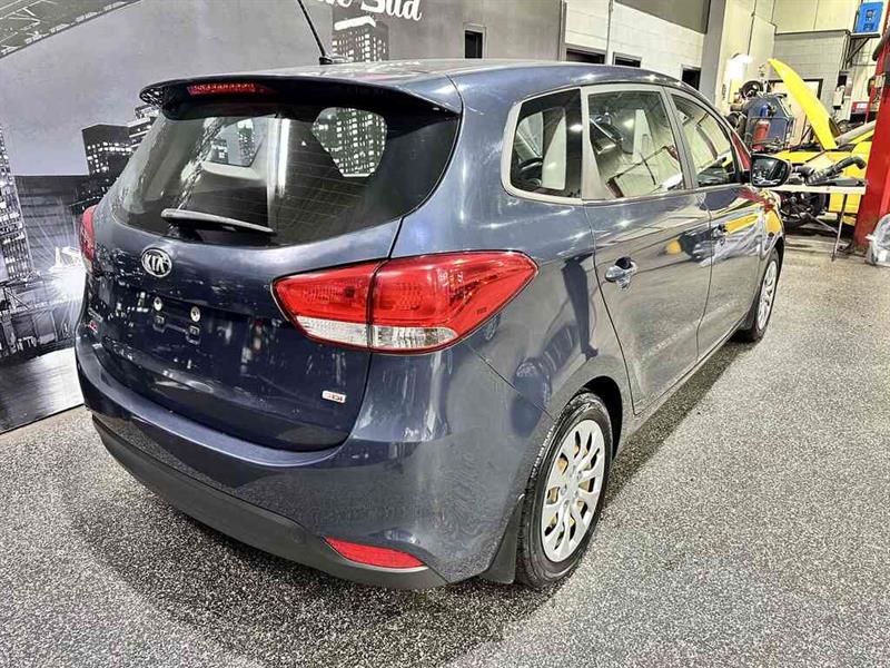 kia Rondo 2015 - 4