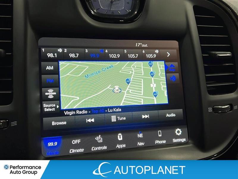 chrysler 300 2023 - 29