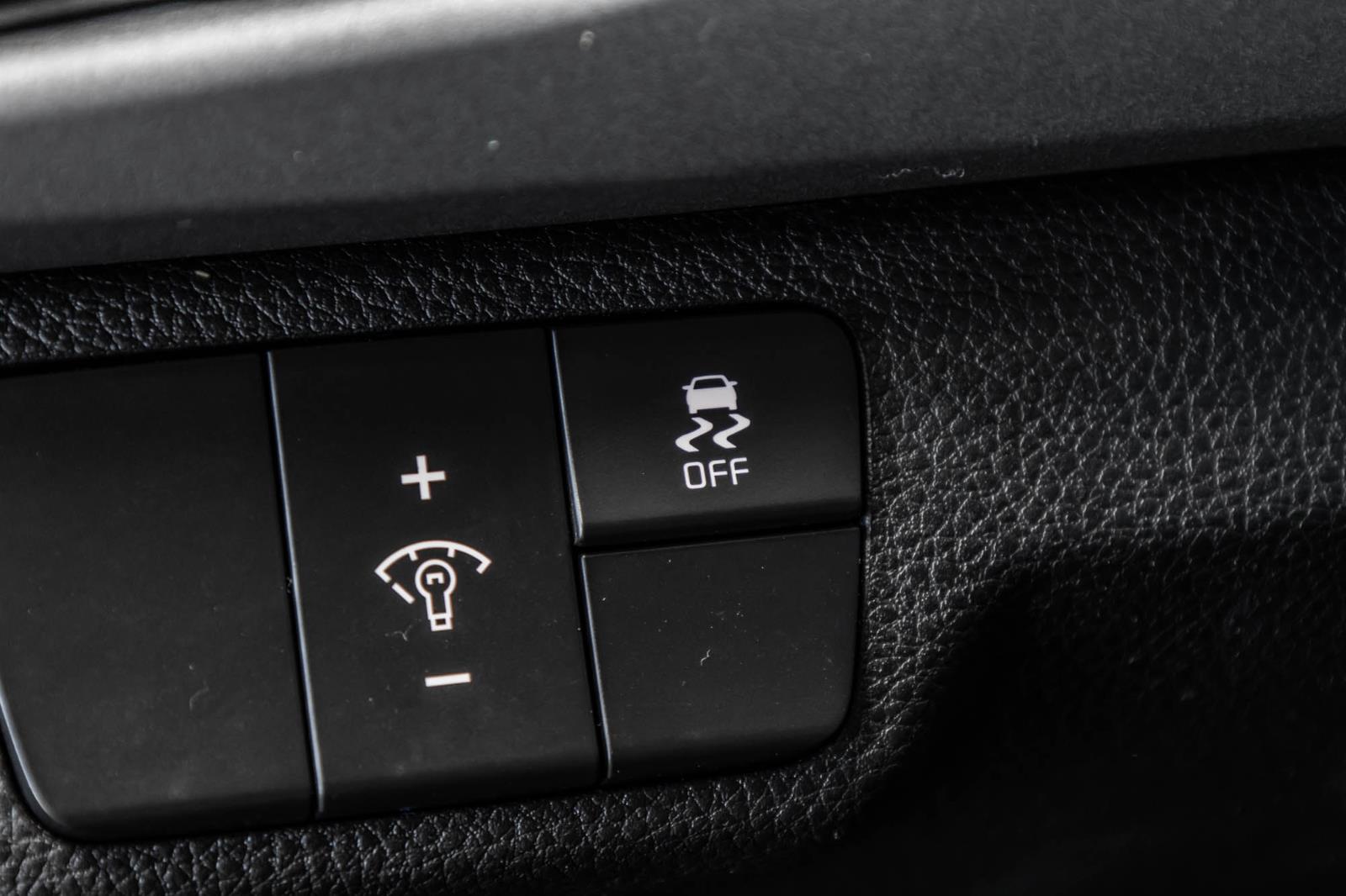 kia Rio 5-door 2018 - 24