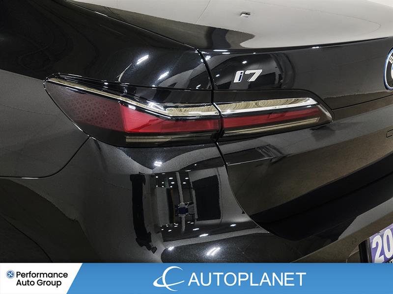 bmw i7 2024 - 14
