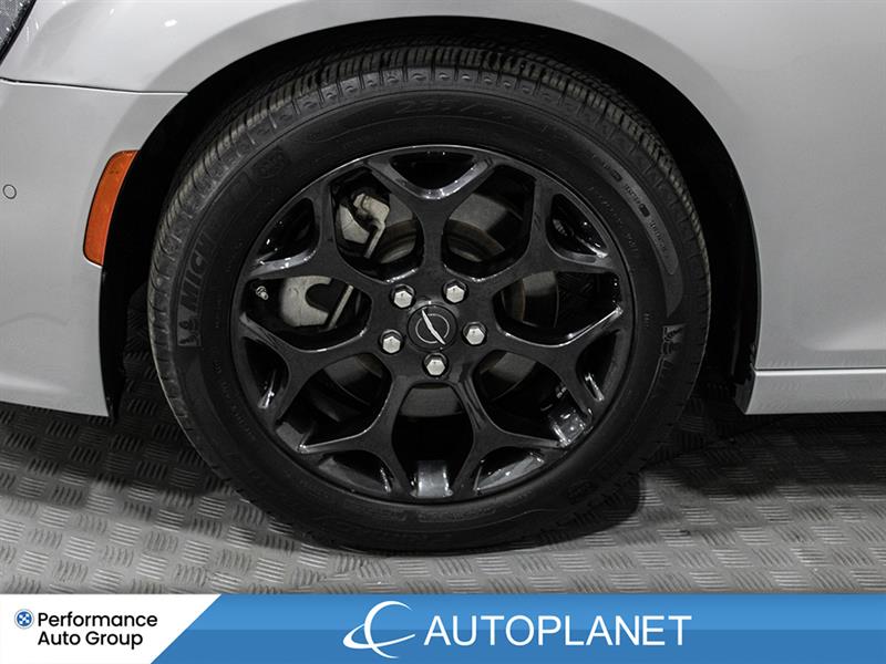 chrysler 300S 2023 - 12