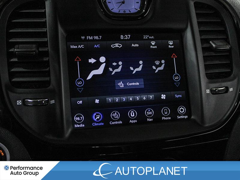 chrysler 300S 2023 - 31