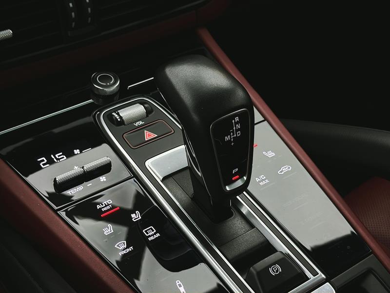 porsche Cayenne 2019 - 18