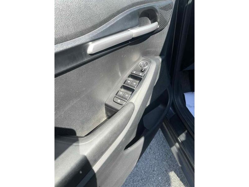 kia Seltos 2023 - 18