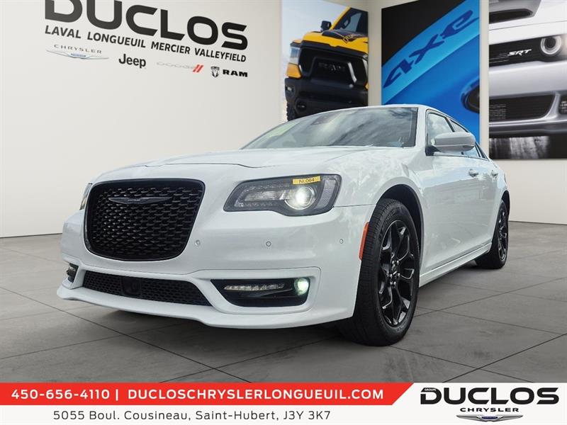 chrysler 300 2023 - 4