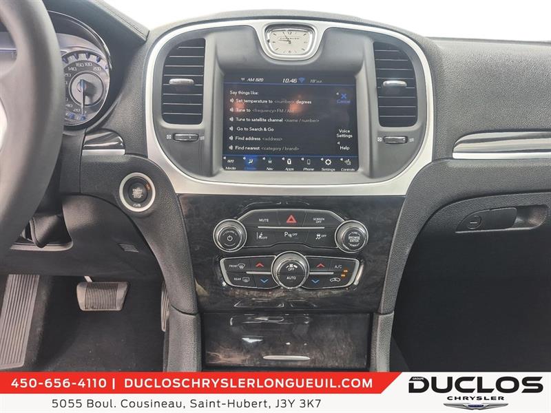 chrysler 300 2023 - 22