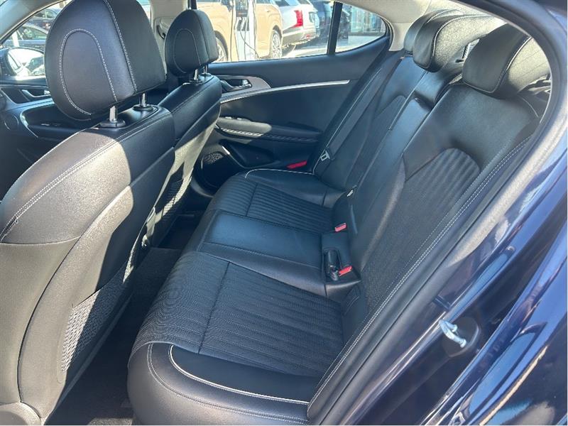 genesis G70 2023 - 18