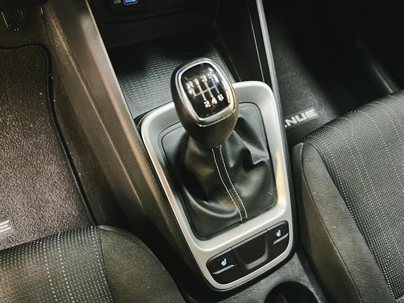 hyundai Venue 2022 - 13