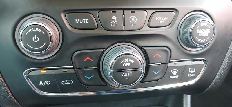 jeep Cherokee 2023 - 9