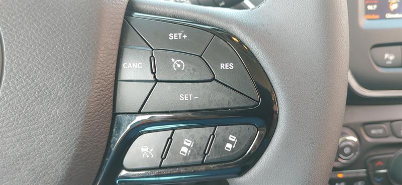 jeep Cherokee 2023 - 10