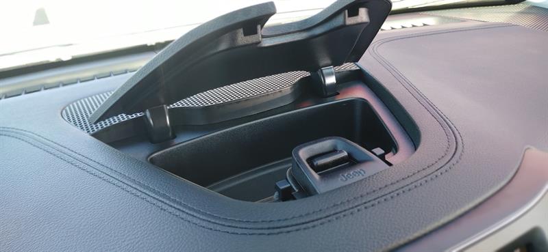 jeep Cherokee 2023 - 12