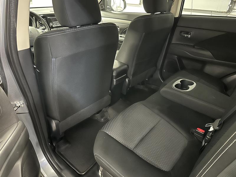 mitsubishi Outlander 2016 - 13