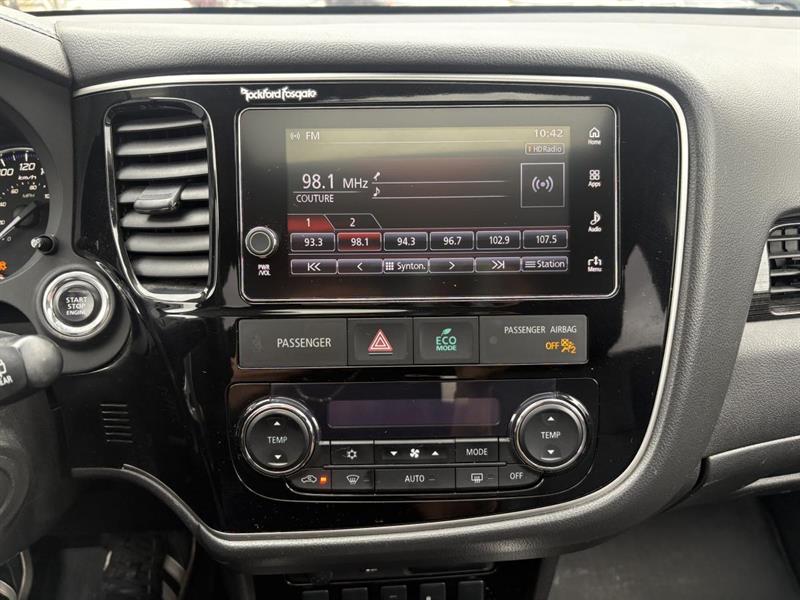 mitsubishi Outlander 2017 - 24