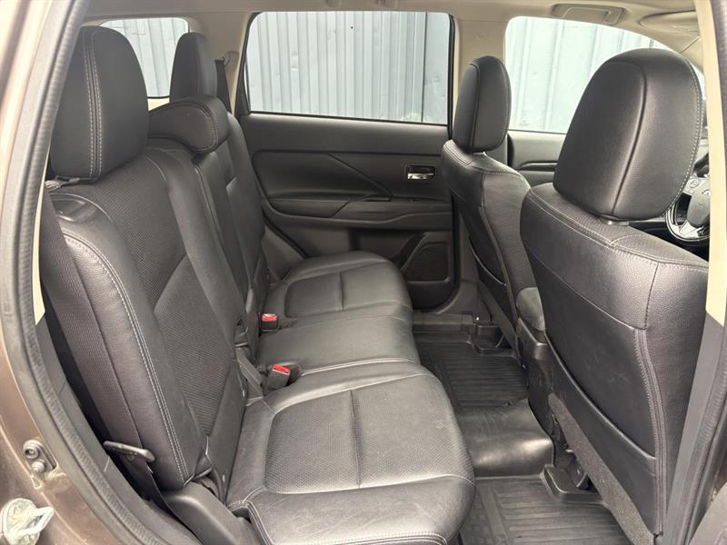 mitsubishi Outlander 2017 - 36