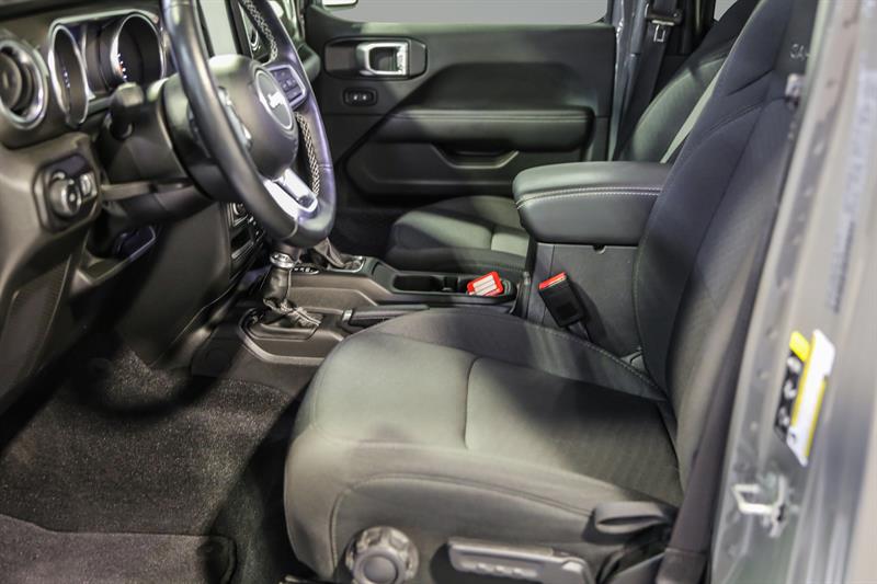 jeep Wrangler 2023 - 19