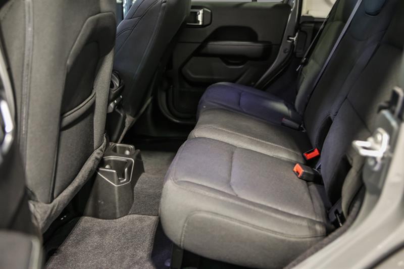 jeep Wrangler 2023 - 31