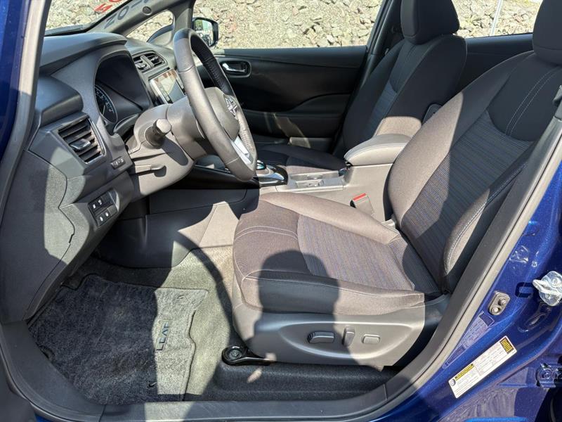 nissan LEAF 2025 - 10