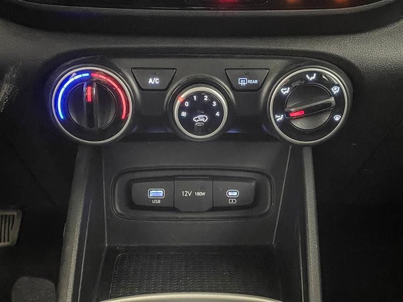 hyundai Venue 2023 - 19