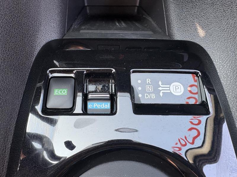 nissan LEAF 2025 - 31