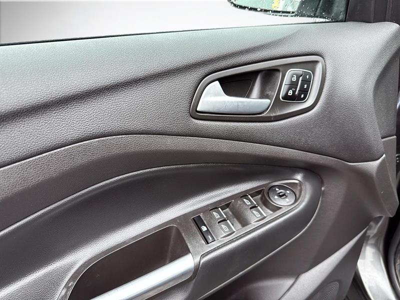 ford Escape 2018 - 12