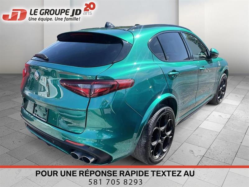 alfa romeo Stelvio 2022 - 4