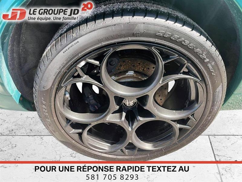 alfa romeo Stelvio 2022 - 5