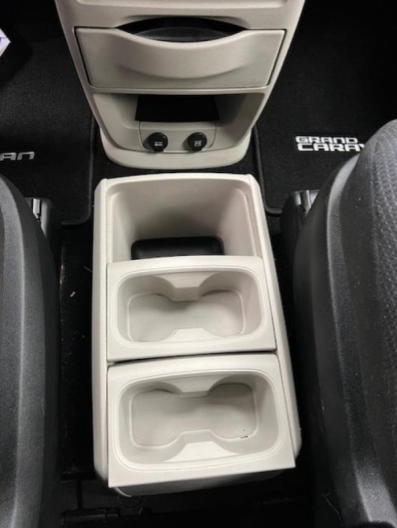 dodge Grand Caravan 2015 - 23