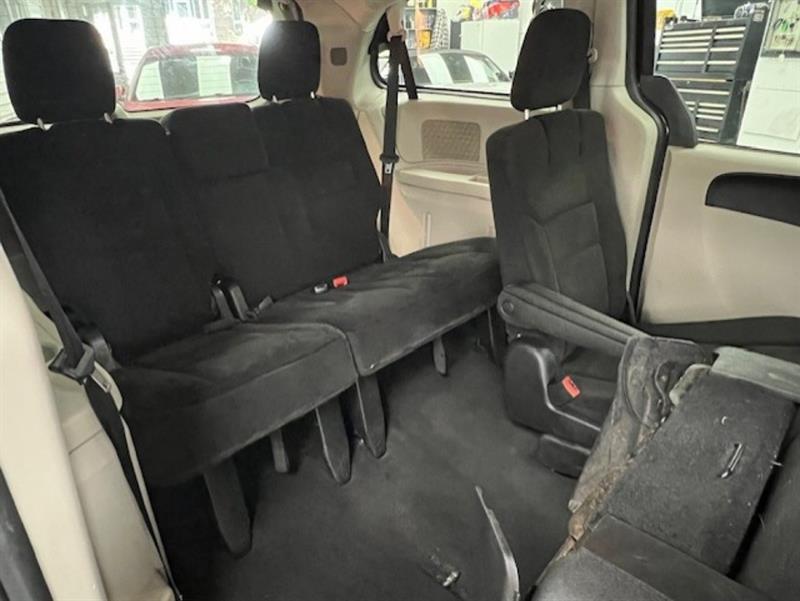 dodge Grand Caravan 2015 - 32