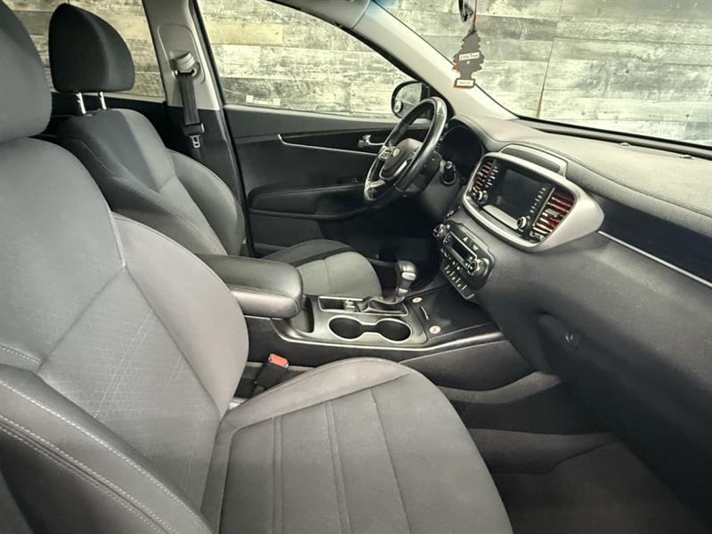 kia Sorento 2020 - 24