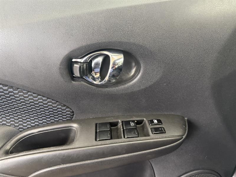 nissan Versa Note 2019 - 13